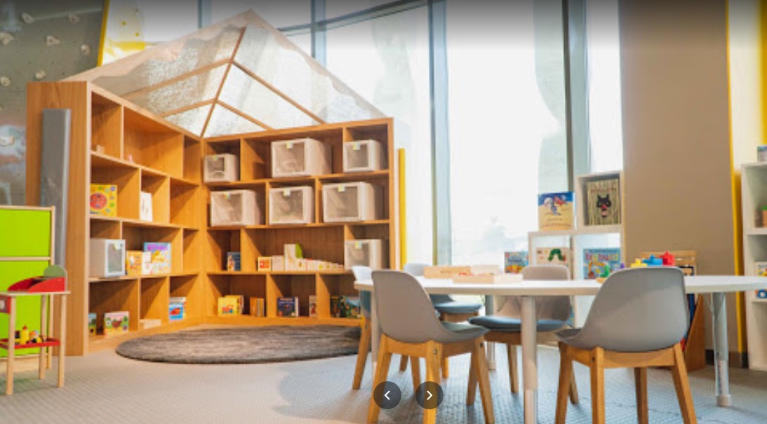 CRAFT AND PLAY